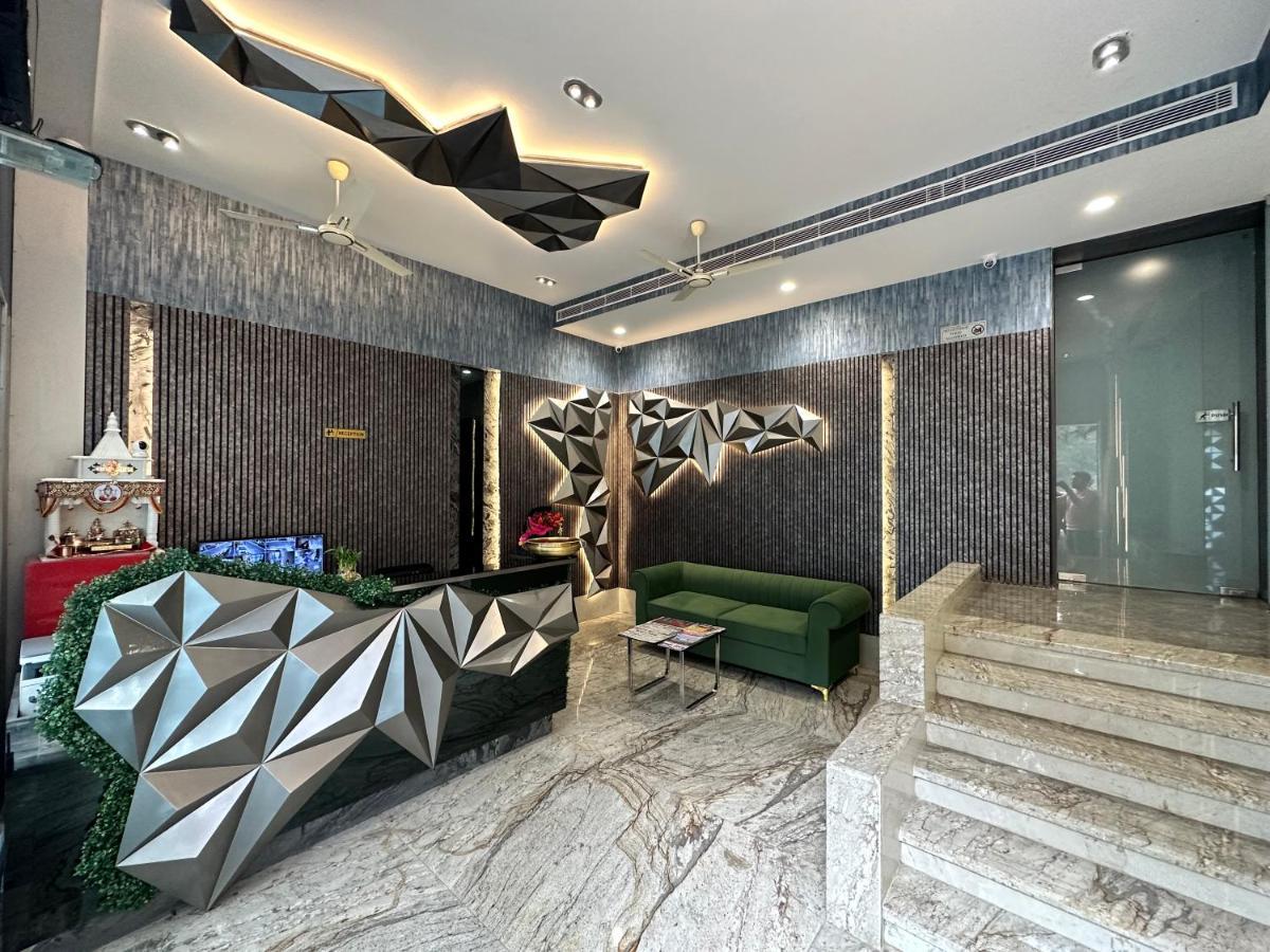Hotel Pinaka Inn Lucknow Luaran gambar