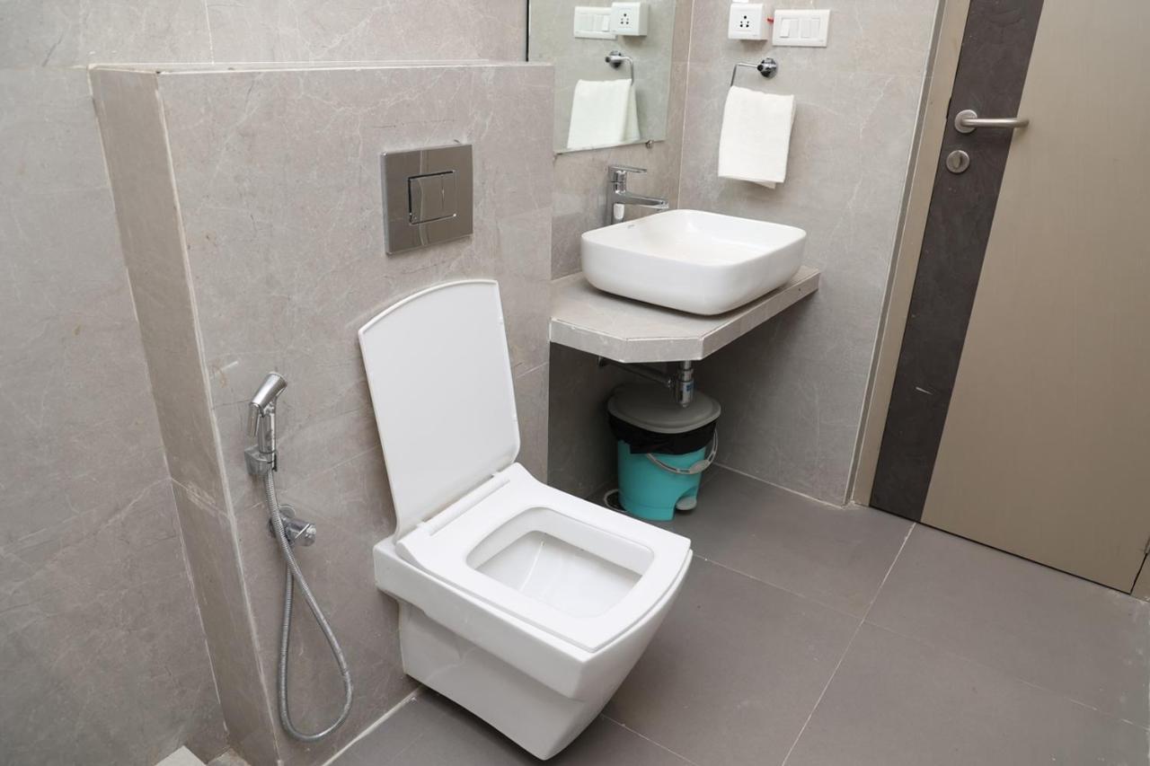 Hotel Pinaka Inn Lucknow Luaran gambar