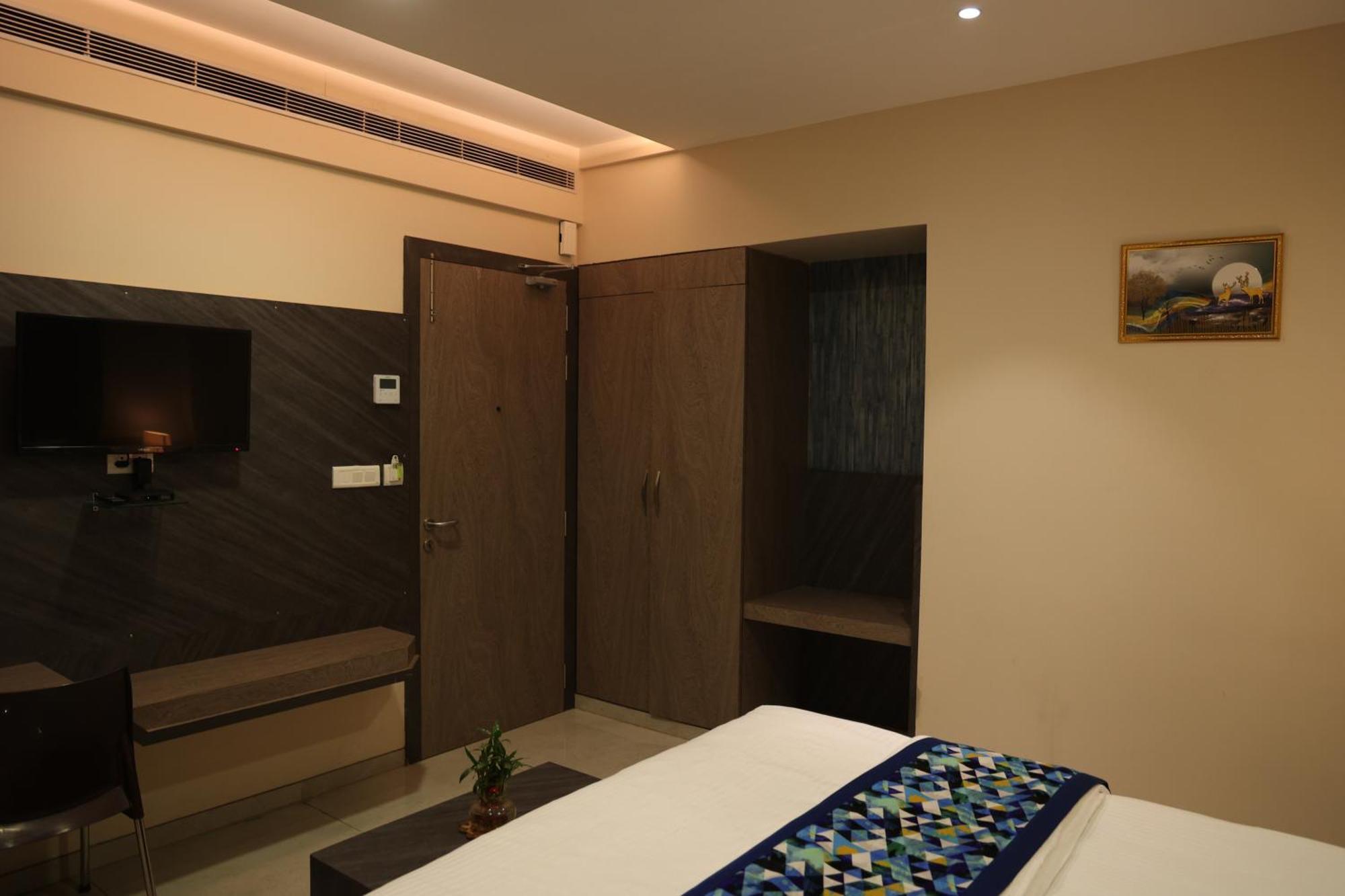 Hotel Pinaka Inn Lucknow Luaran gambar