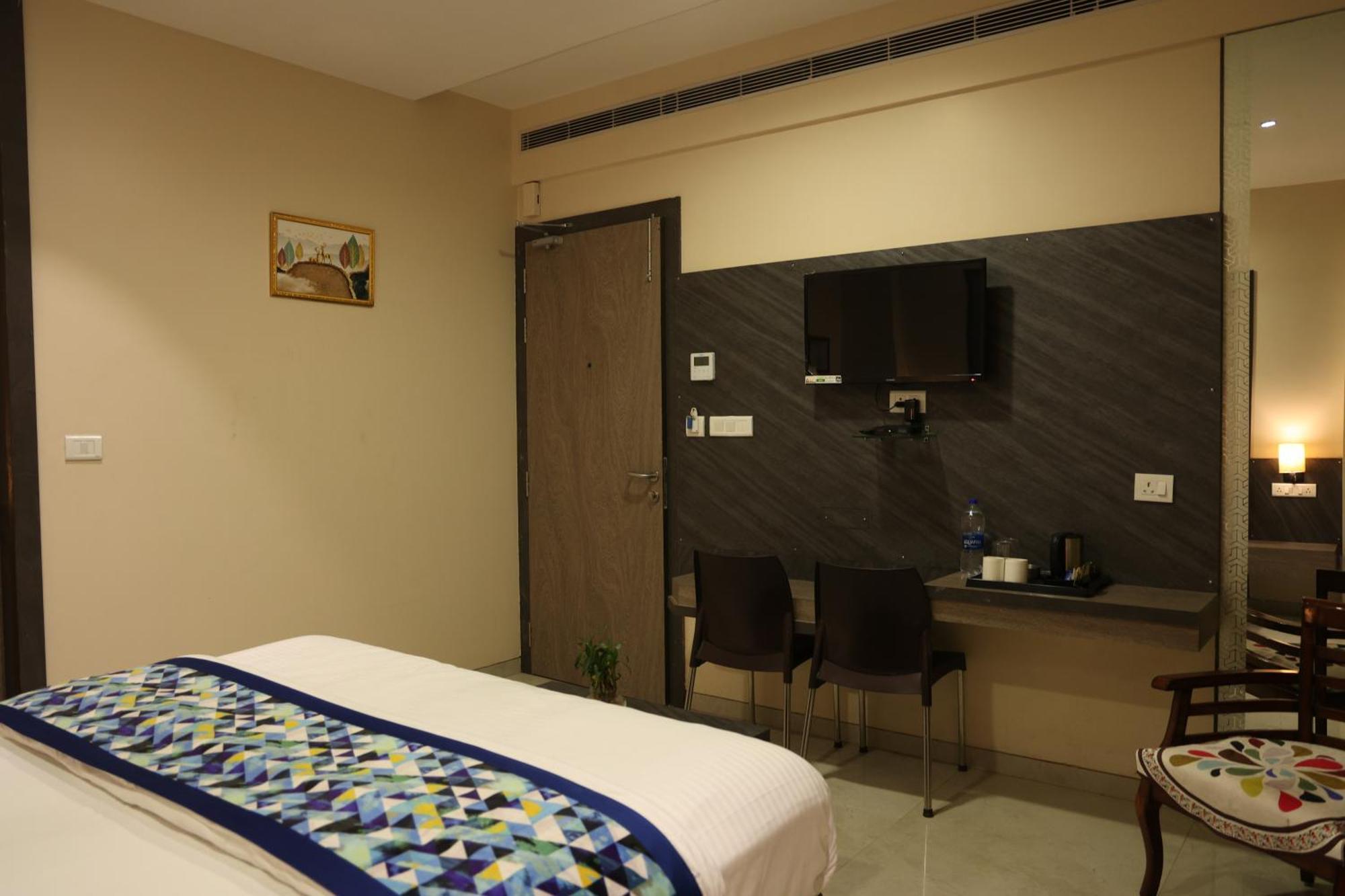 Hotel Pinaka Inn Lucknow Luaran gambar