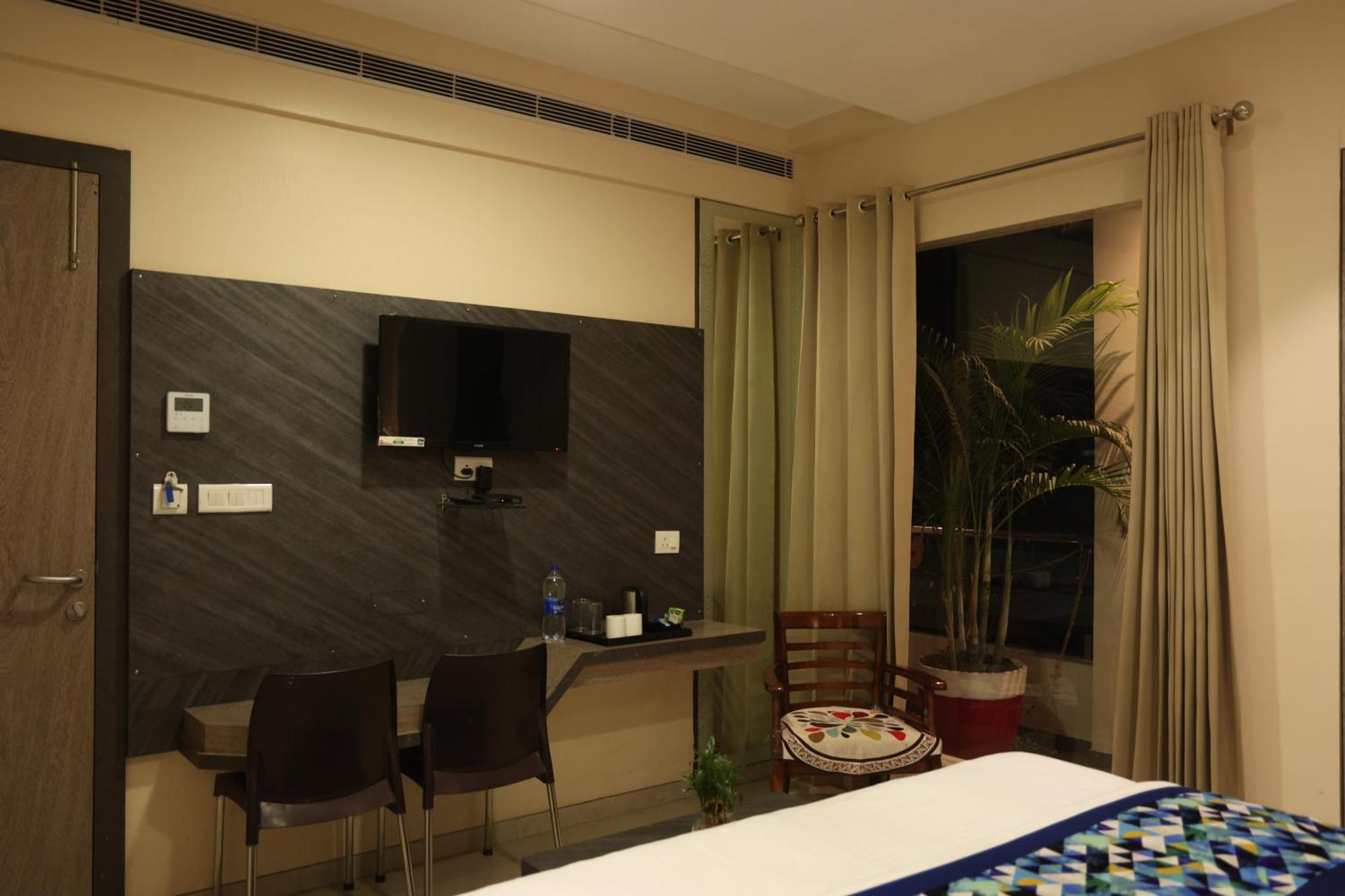 Hotel Pinaka Inn Lucknow Luaran gambar