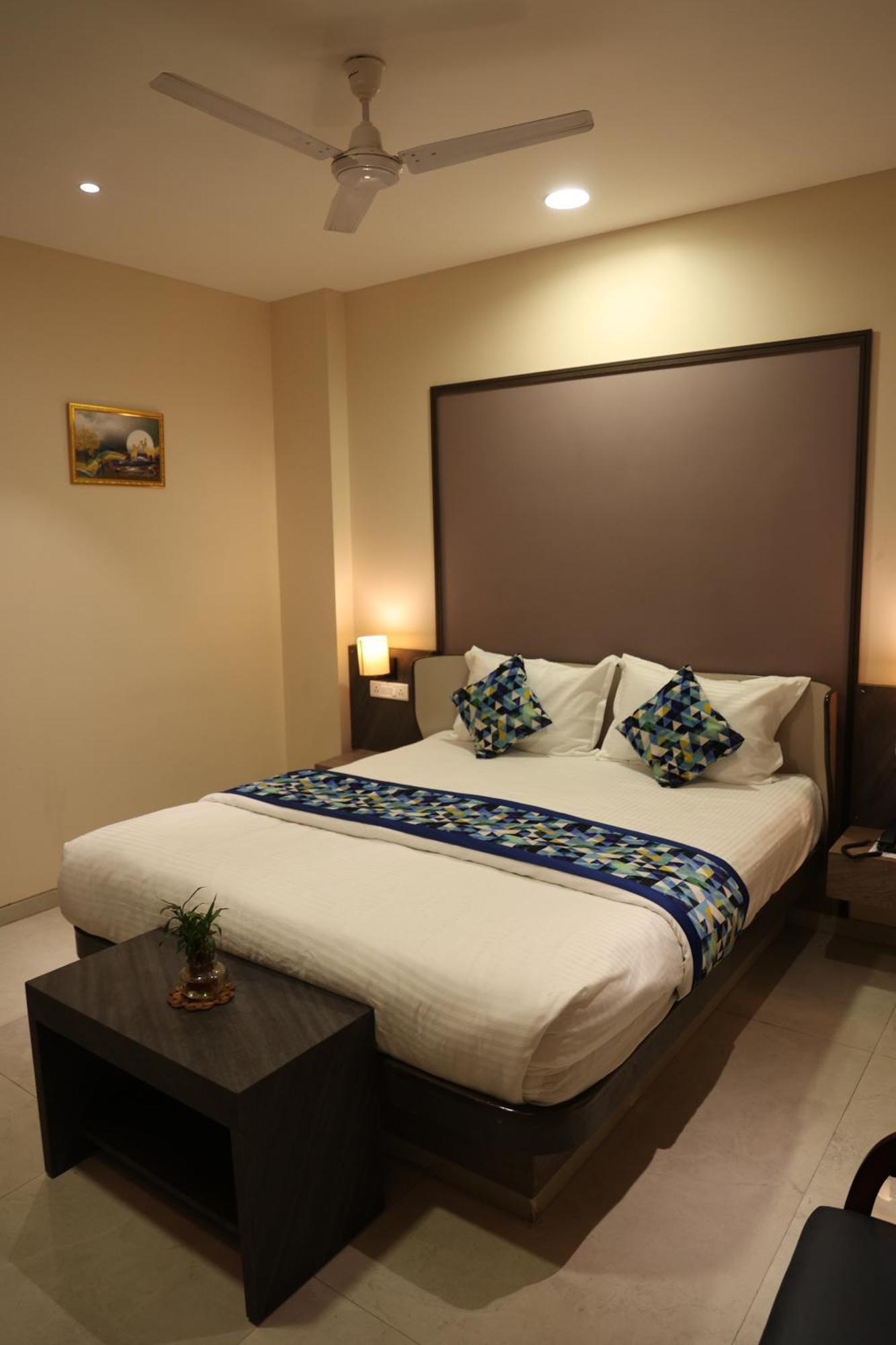 Hotel Pinaka Inn Lucknow Luaran gambar