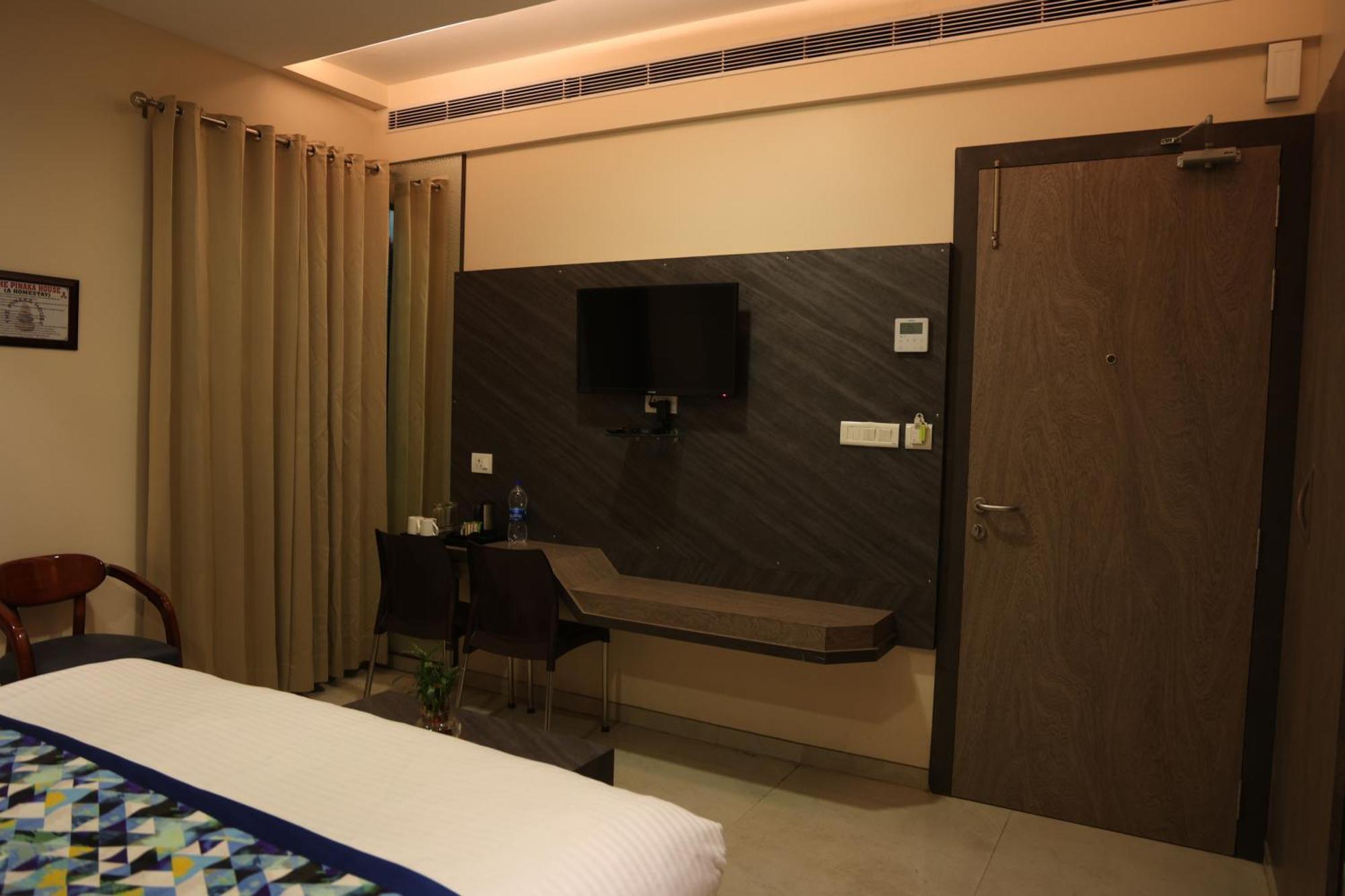 Hotel Pinaka Inn Lucknow Luaran gambar