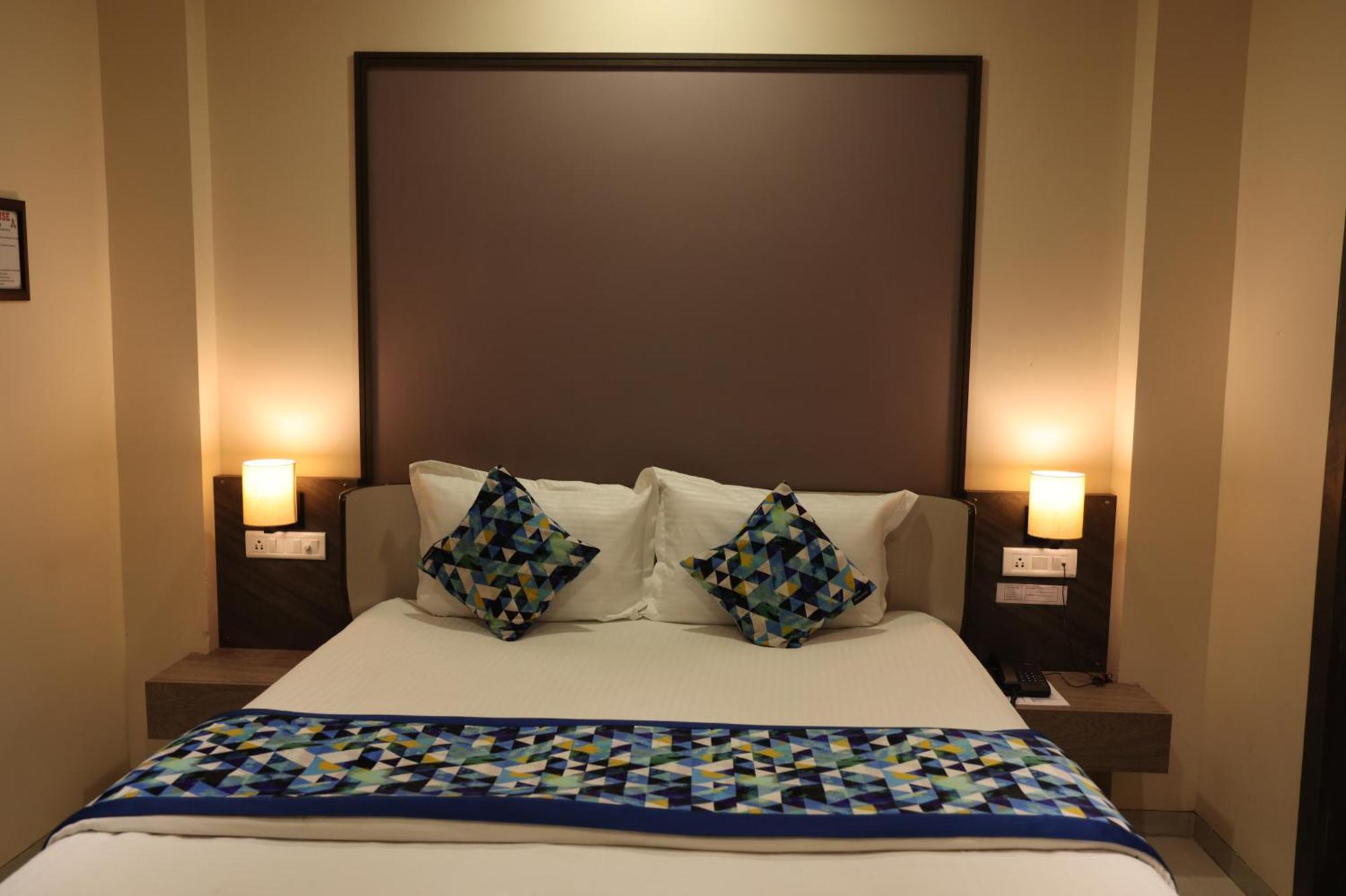 Hotel Pinaka Inn Lucknow Luaran gambar
