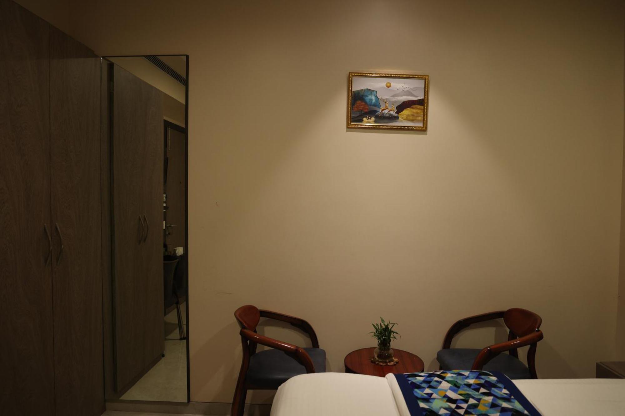 Hotel Pinaka Inn Lucknow Luaran gambar